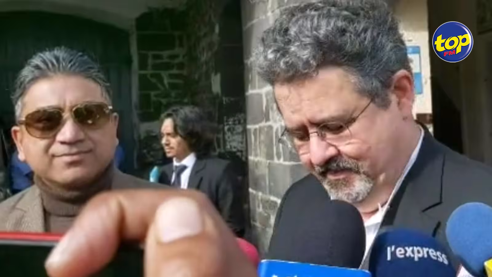 Interrogatoire de Sherry Singh : « Nous avons été mis en présence de certains documents », affirme Me Gavin Glover