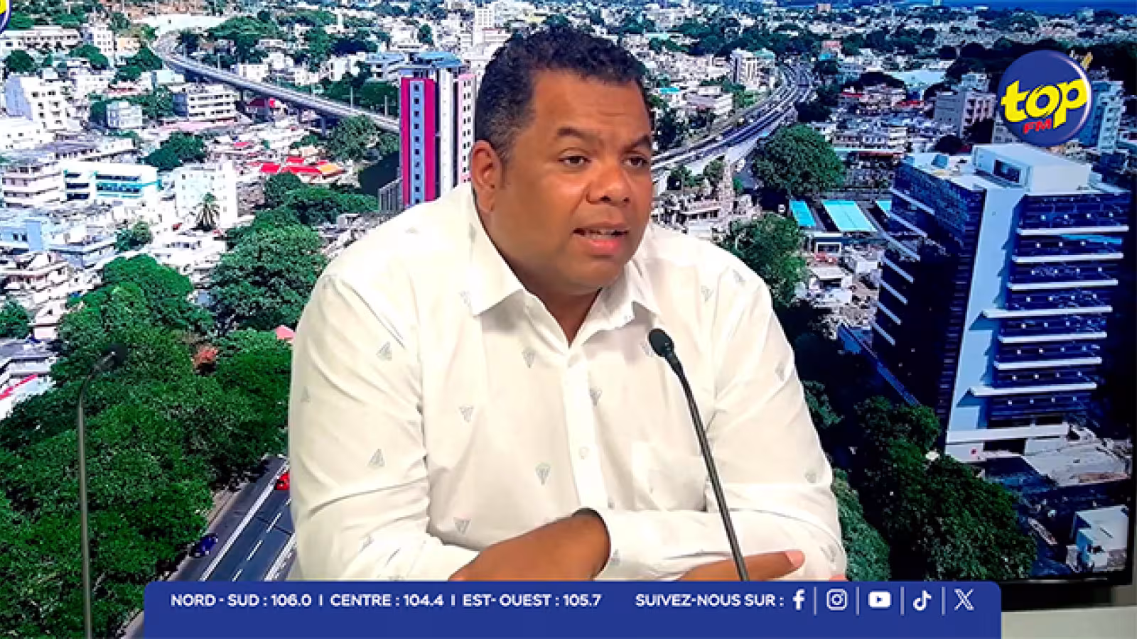 Émission 7 sur 7 consacrée à la situation à Madagascar : « Mo pensé si Mami Ravatomanga ti vine dan so jet privé trois mois de cela, li pa ti pou ena souci », indique Leevy Frivet, observateur.