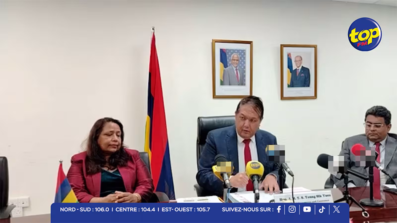 Chauffe-eau à gaz : Michael Sik Yuen annonce une nouvelle réglementation, six mois pour s’y conformer Le ministre Michael Sik Yuen annonce qu’à partir de six mois, tous les chauffe-eau à gaz devront être équipés de détecteurs de monoxyde de carbone, après