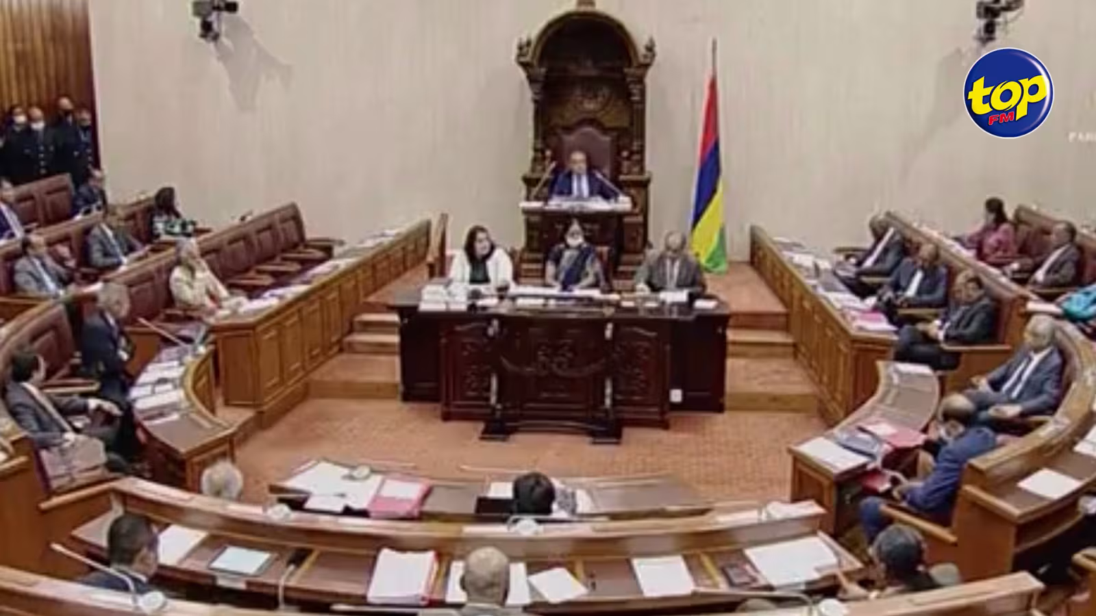 Private Notice Question : Le gouvernement n’a pas l’intention de revoir la structure des prix des carburants pour l’instant, laisse entendre la ministre Dorine Chukowry