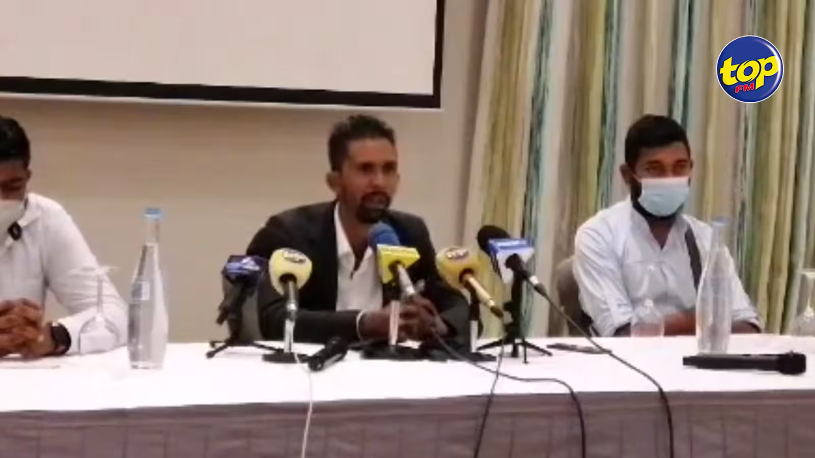 Démission de Nitin Jeeha du MMM : Il évoque des clans chez les mauves