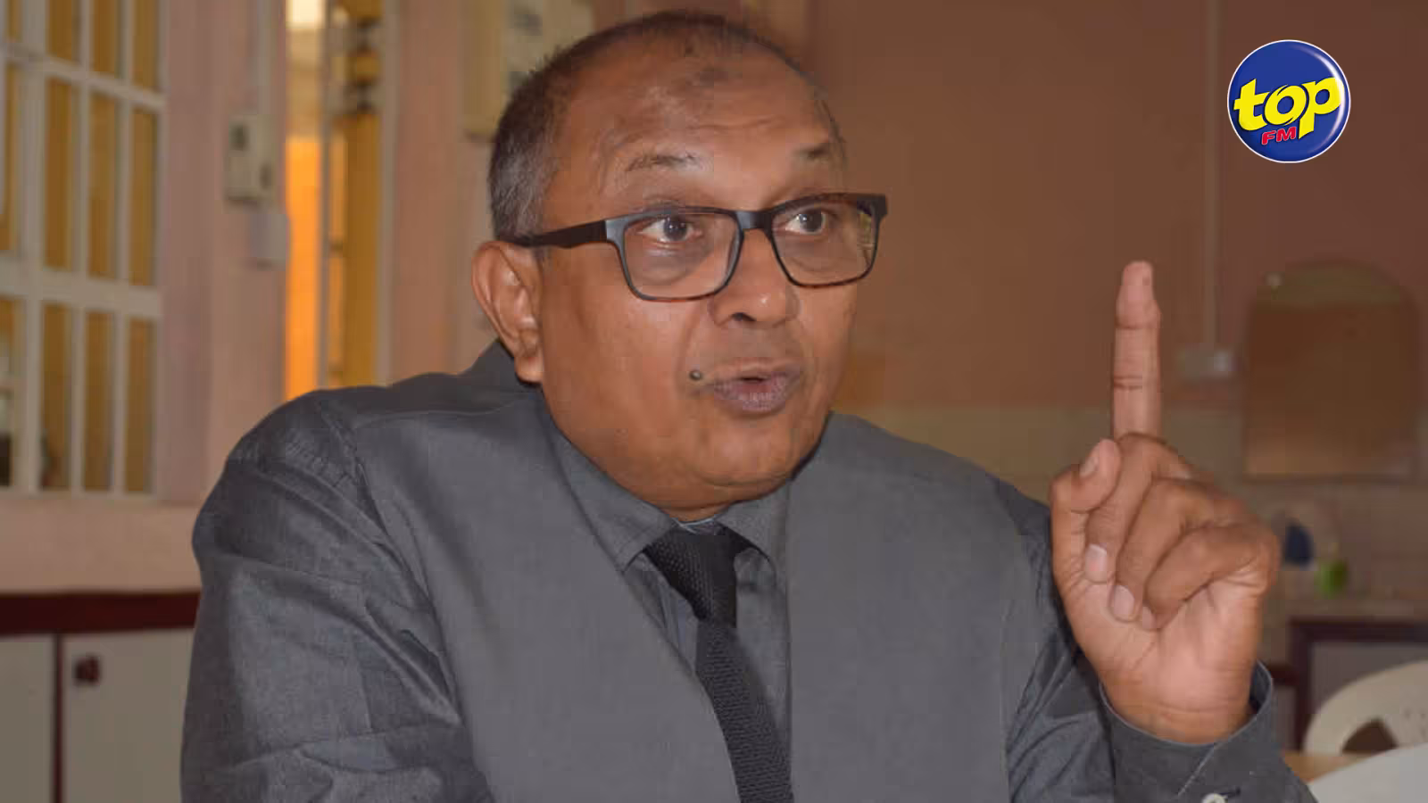 Des collèges privés menacés de fermeture : la fédération des managers de ces collèges réclame que leur établissement scolaire soit reconnu comme un partenaire du ministère de l’Éducation