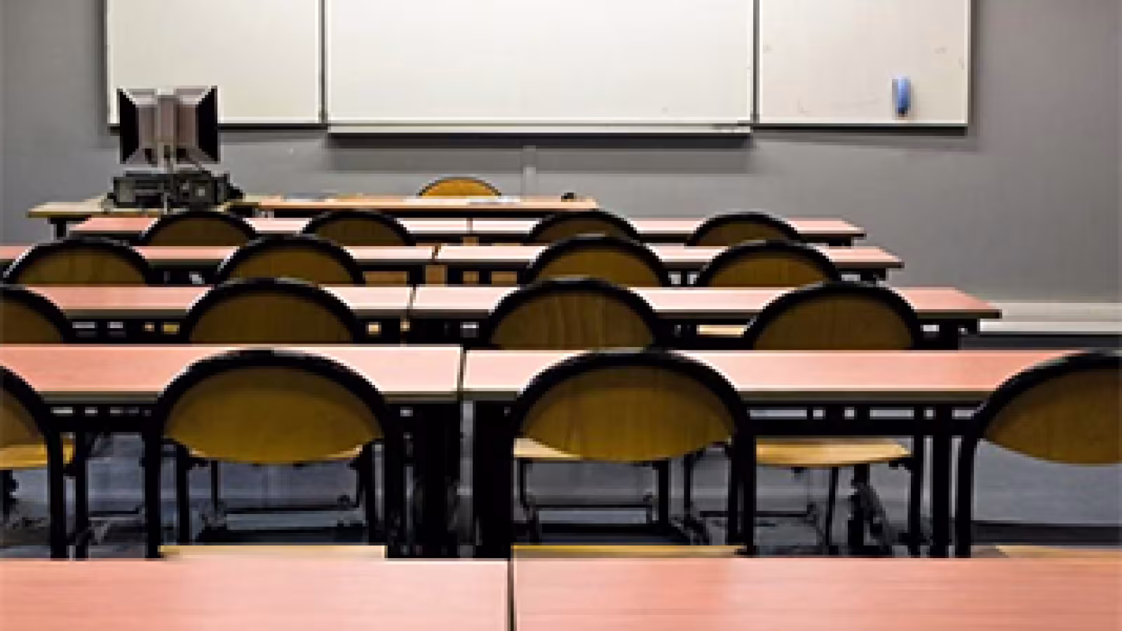 Dans un collège privé : des suspensions, licenciements et transferts décriés