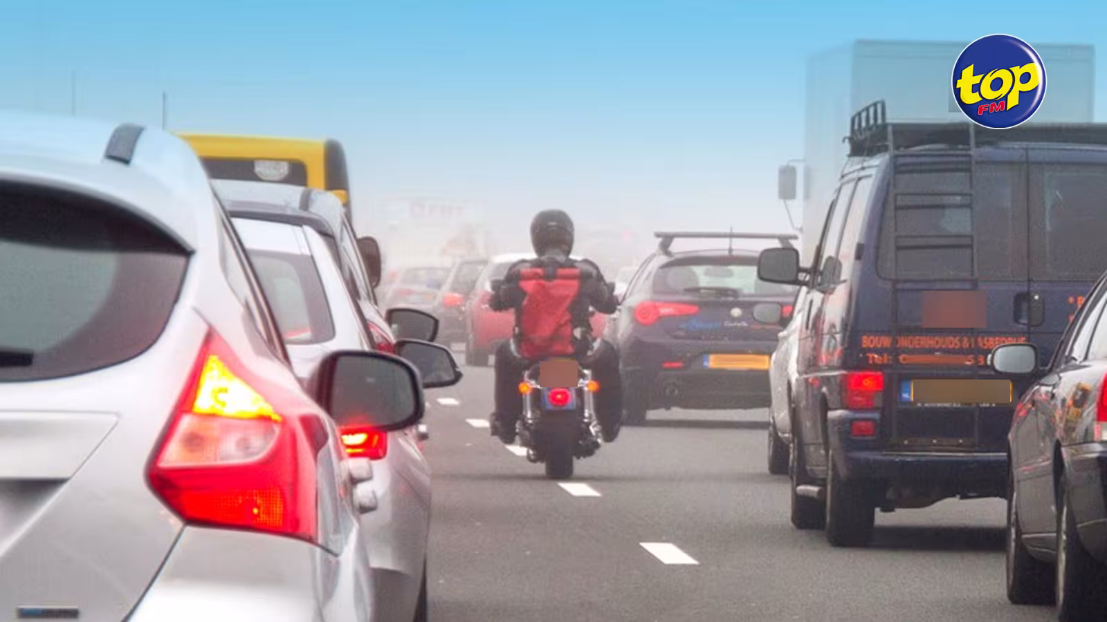 Deux-roues motorisés et voitures : hausse des amendes pour 13 infractions sous la Fixed Penalty Scheme