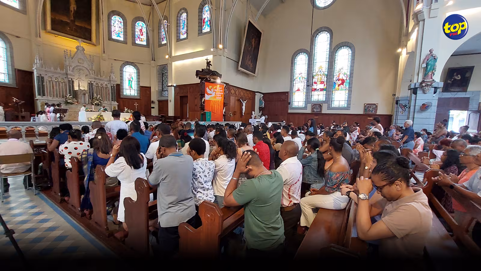 Journée Mondiale des Migrants : ‘ Avez-vous un regard bienveillant sur ceux qui viennent travailler dans notre pays ? Nous avons tendance à penser que ces travailleurs viennent enlever la nourriture de notre bouche …,’ déplore Mgr Jean Michaël Durhône