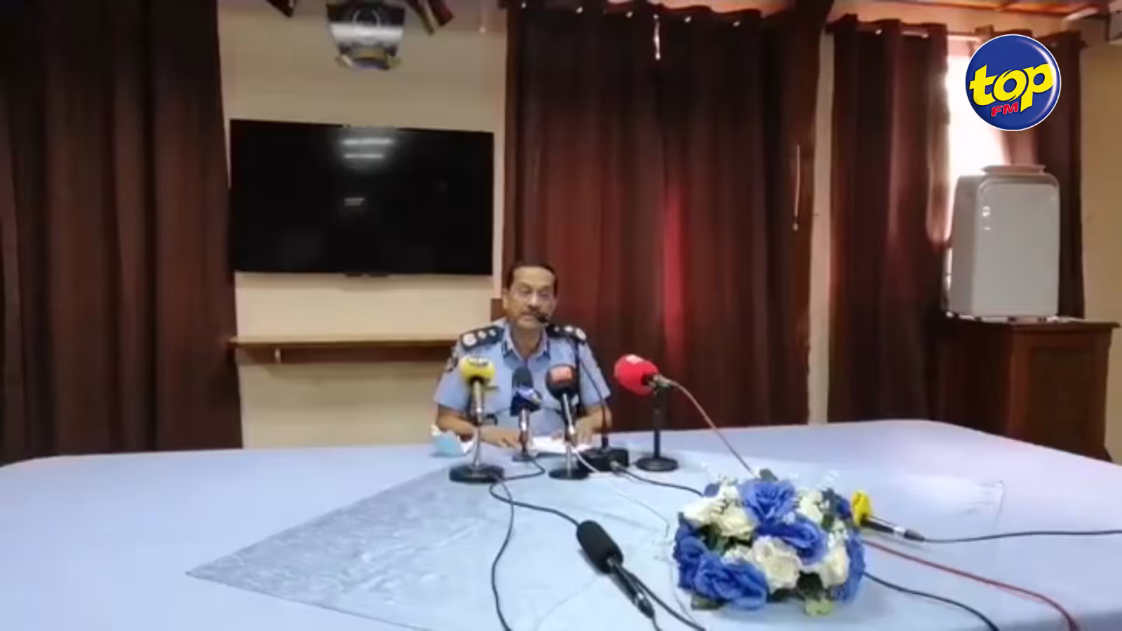 Cadavres découverts à travers le pays : ‘certaines dimun p rode créer ene psychose, fer dimun per, p koz escadron de la mort’, lance le commissaire de police Khemraj Servansingh
