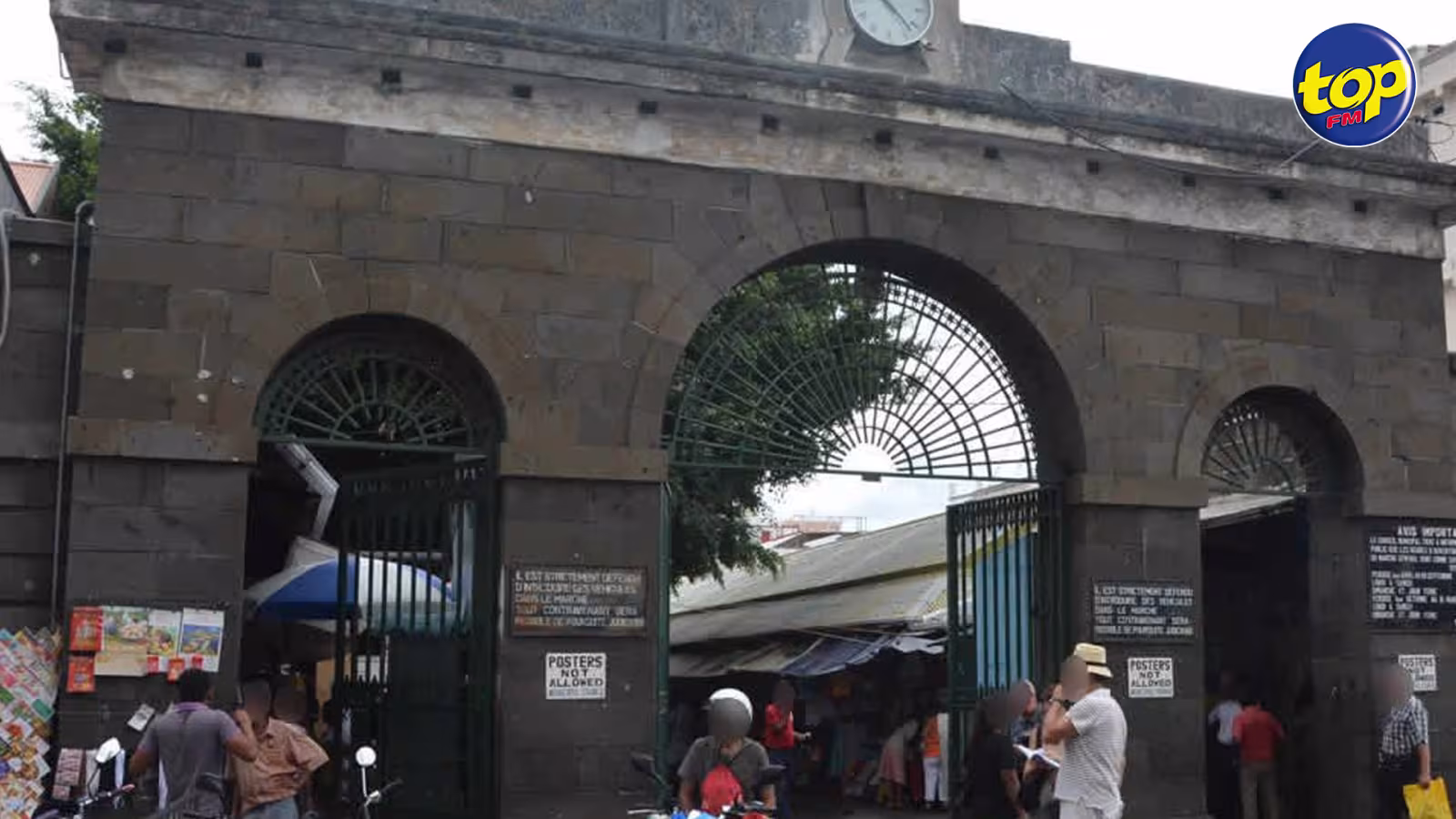 Le marché central de Port-Louis temporairement fermé : “Zéro allowance pu bane maraîchers ki dan difikilté”, déplore Isoop Soobadar