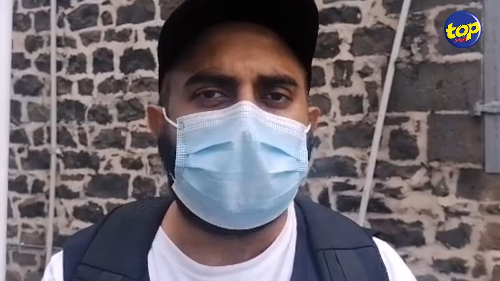 Réunion au bureau CAB de Plaine Magnien:Youth for Human Rights International porte plainte contre Bobby Hurreeram, Stephan Toussaint et Kavi Doolub au CCID pour avoir enfreint le protocole sanitaire