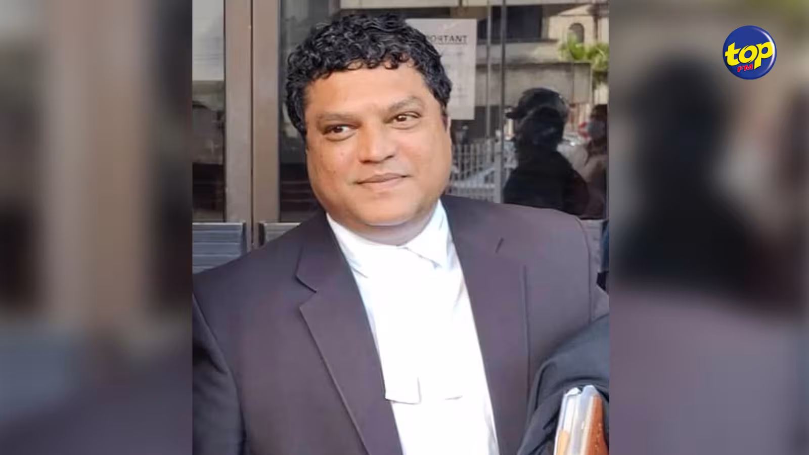 Me Rishi Hurdoyal accusé d’ingérence par un avocat de l’Icac : « Nu dimoune sa… Guet ene cou ki to kapav faire », aurait-il lancé à Me Lovendra Nulliah selon la lettre de ce dernier au Bar Council