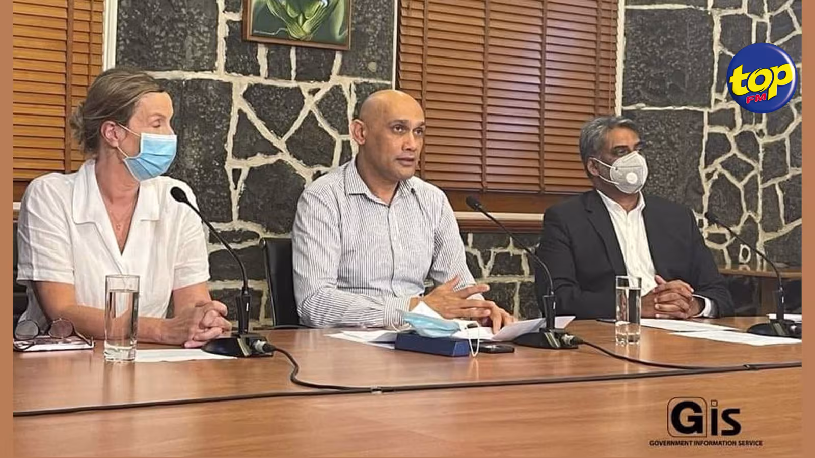 COVID-19: Government aims for ‘herd immunity’ through mass vaccination campaign