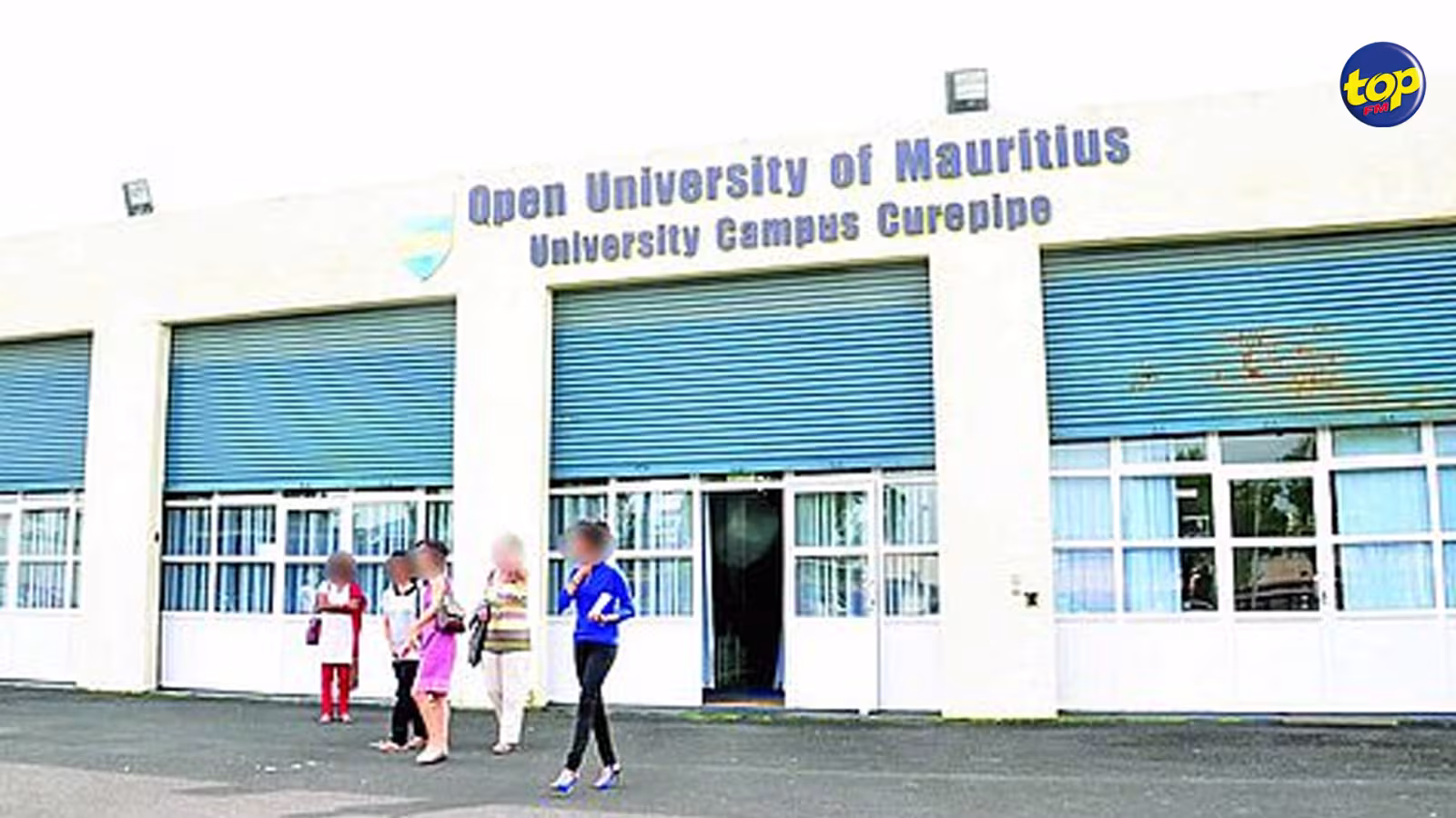Pas d’examen du SC-HSC au Curepipe College : Les nouveaux calendriers d’examens distribués ce matin au campus de l’Open University de Curepipe