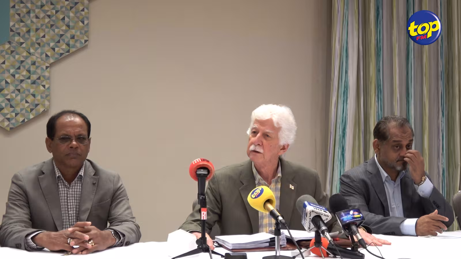 Sabordage de la proue du MV Wakasio : « Ine perdi beaucoup le temps pou aret capitaine bato mais ena 1 rush pou ale coule bateau la », s’insurge Paul Bérenger
