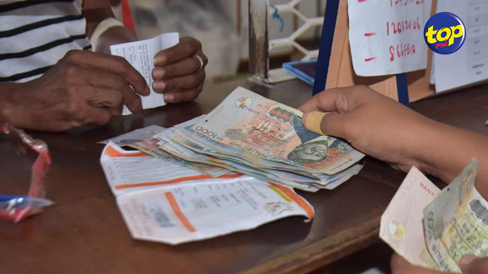 Paiement du 14e mois : Dernière chance pour les pensionnés de récupérer leur allocation dans les bureaux de poste, ce mardi