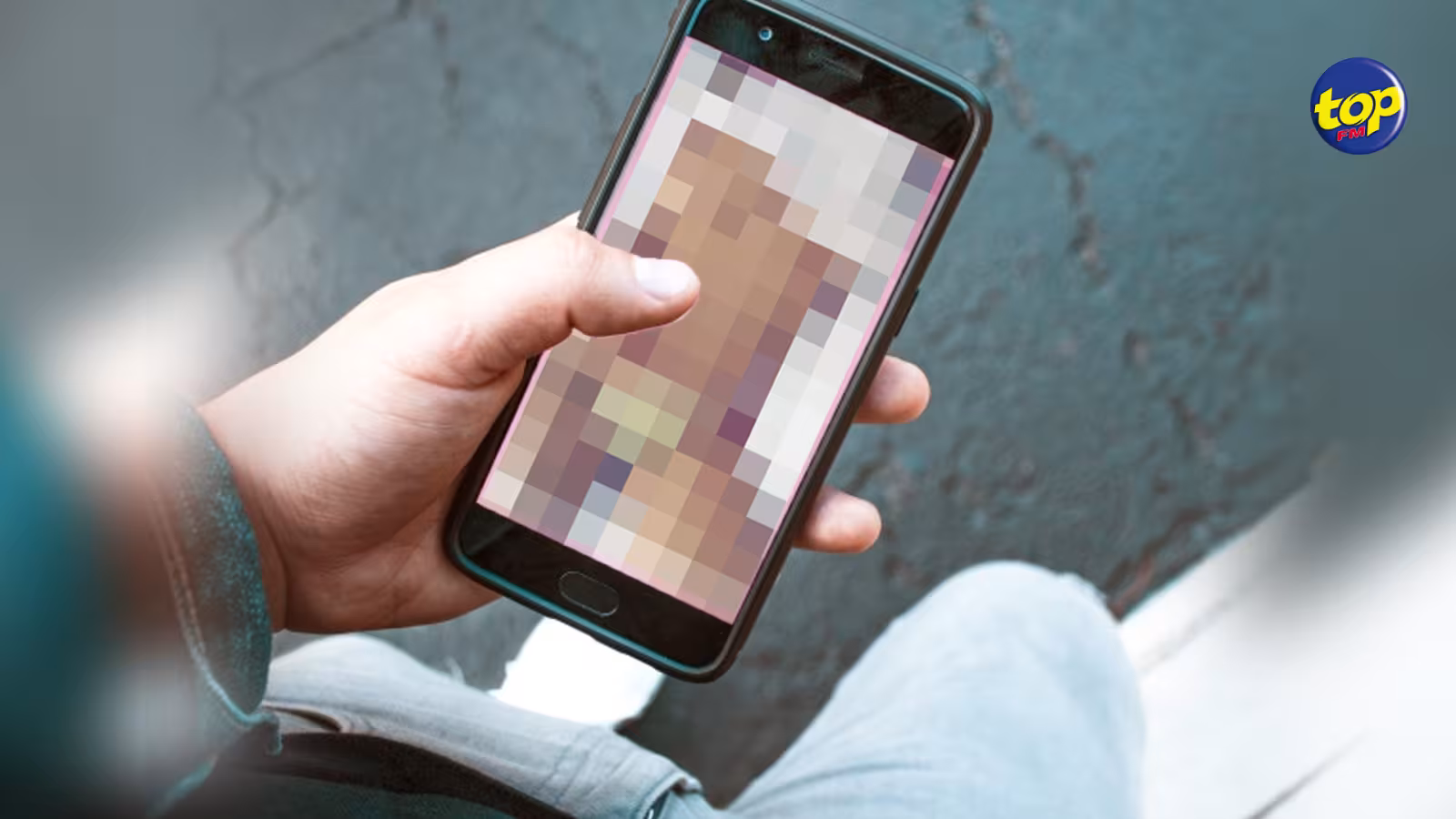 À Lallmatie : un homme de 45 ans arrêté pour avoir montré des photos dénudées à une fille de 13 ans dans la rue