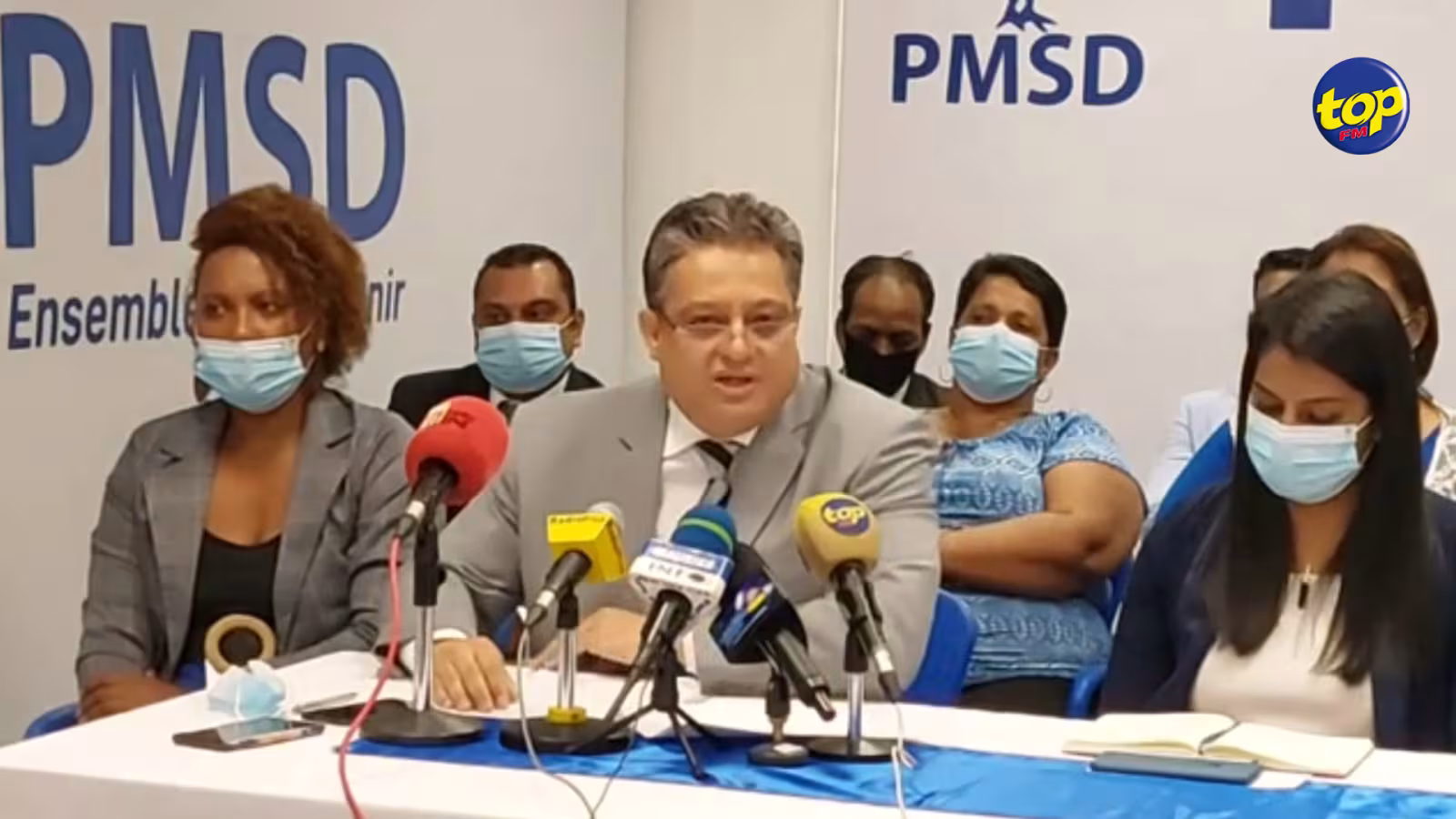 Situation précaire au Champ de Mars  : « Ce gouvernement contribue à  la destruction du monde hippique, il  devra tôt ou tard revenir sur sa décision », dénonce le député Richard Duval