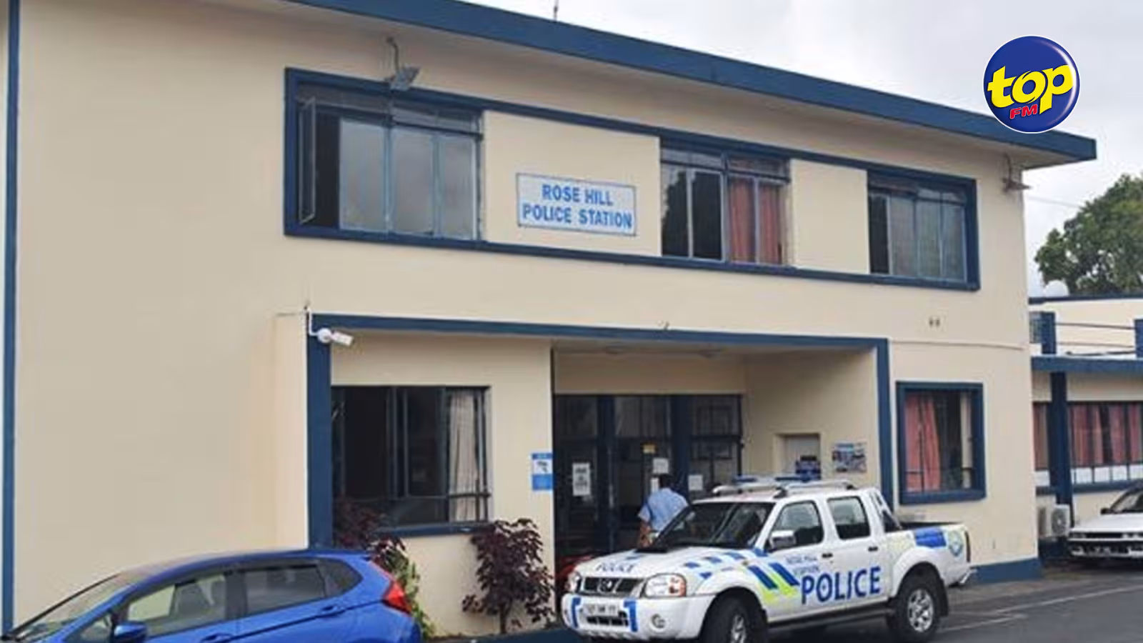 Au poste de Rose-Hill : Un policier accuse un avocat de l’avoir insulté