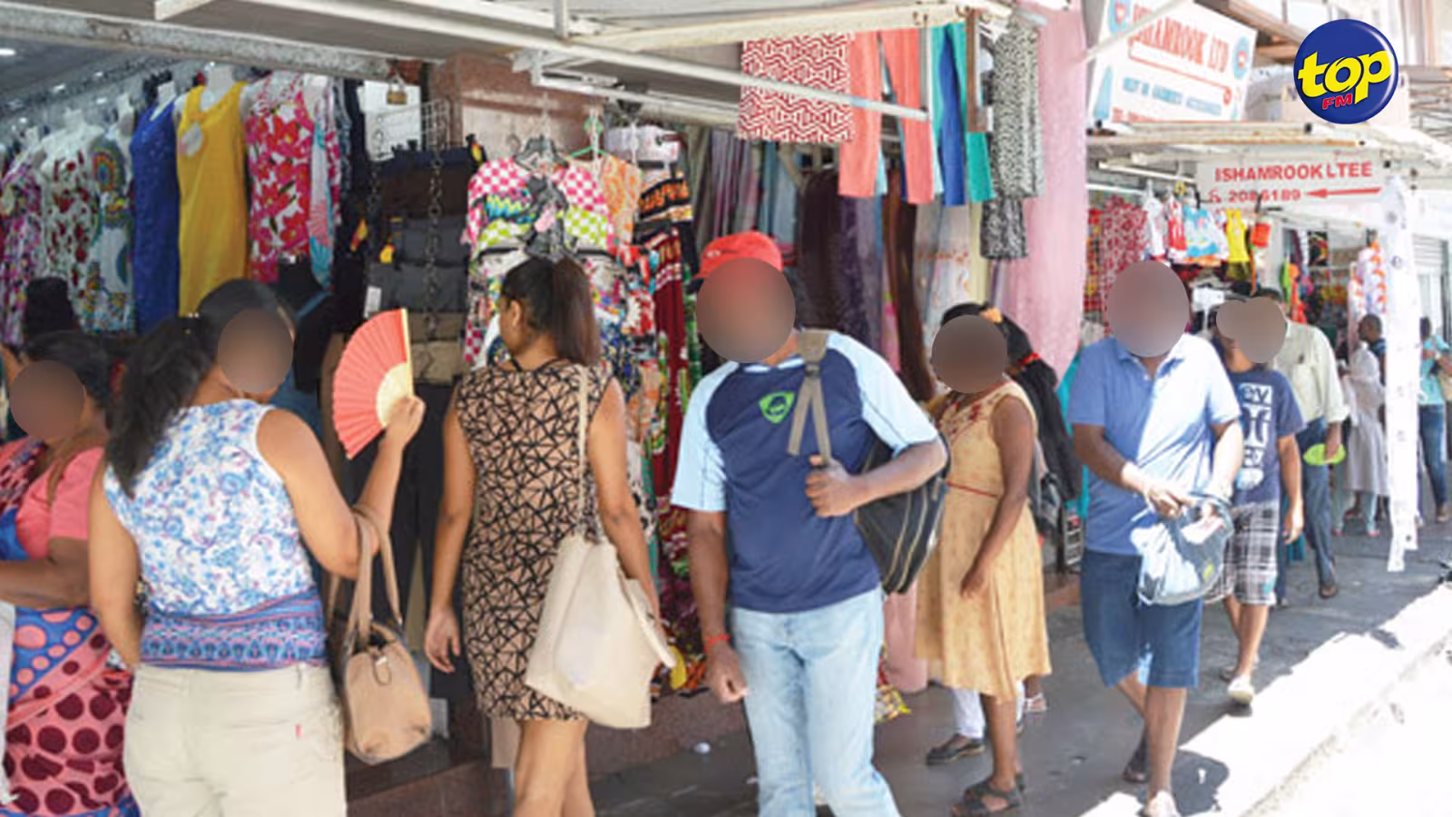 En cette veille de Noël : les Mauriciens font un dernier forcing pour boucler leurs achats… dans une ambiance de flambée de prix