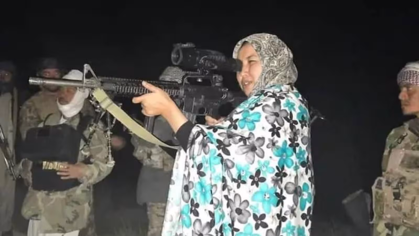 Les talibans ont capturé Salima Mazari, femme gouverneur qui avait pris les armes contre eux