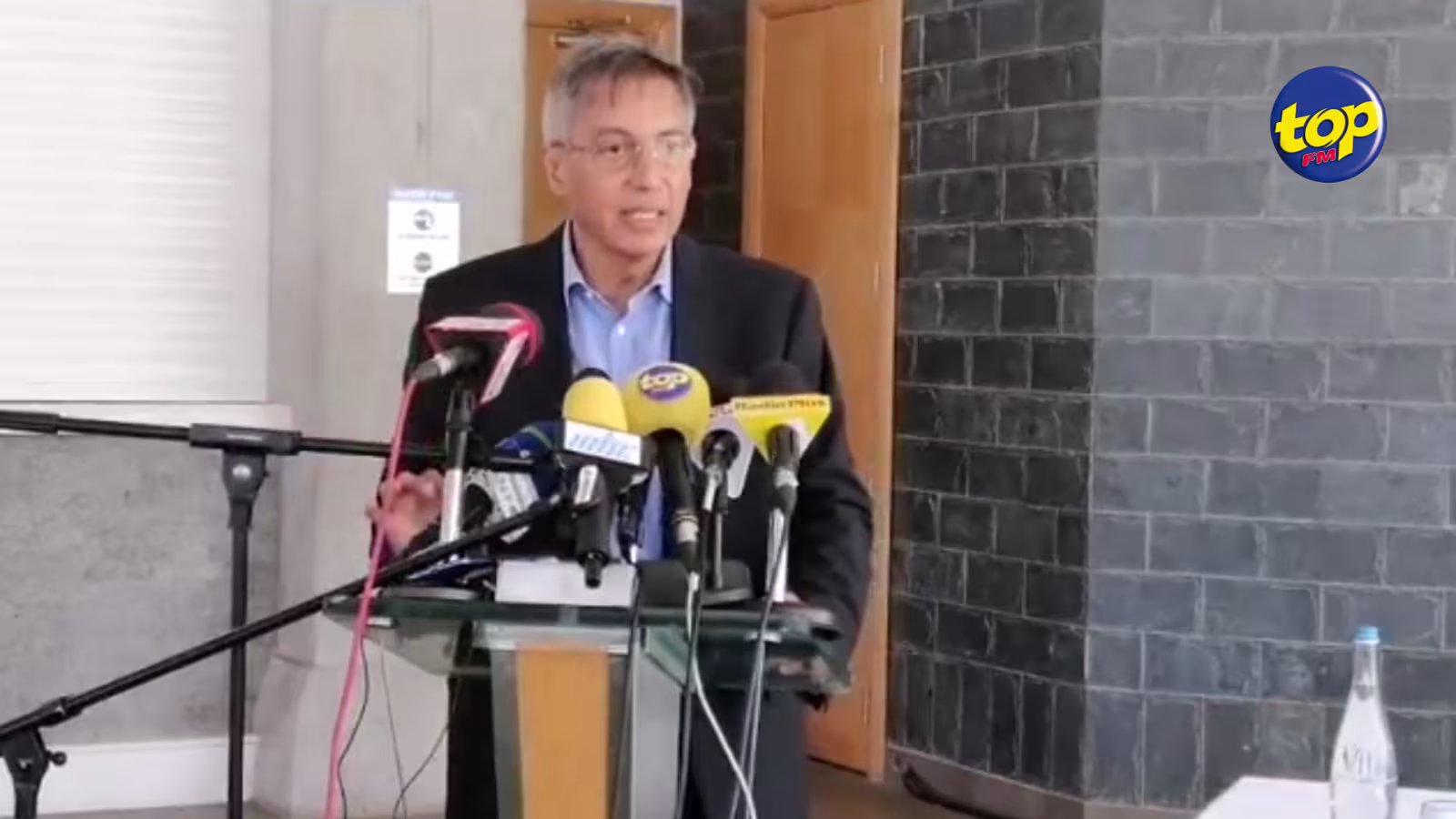Scandale allégué concernant l’achat de Molnupiravir : « Bann ki rod faire profit lors maladie et la mort dimounes bondié pou puni zot », lance Xavier-Luc Duval