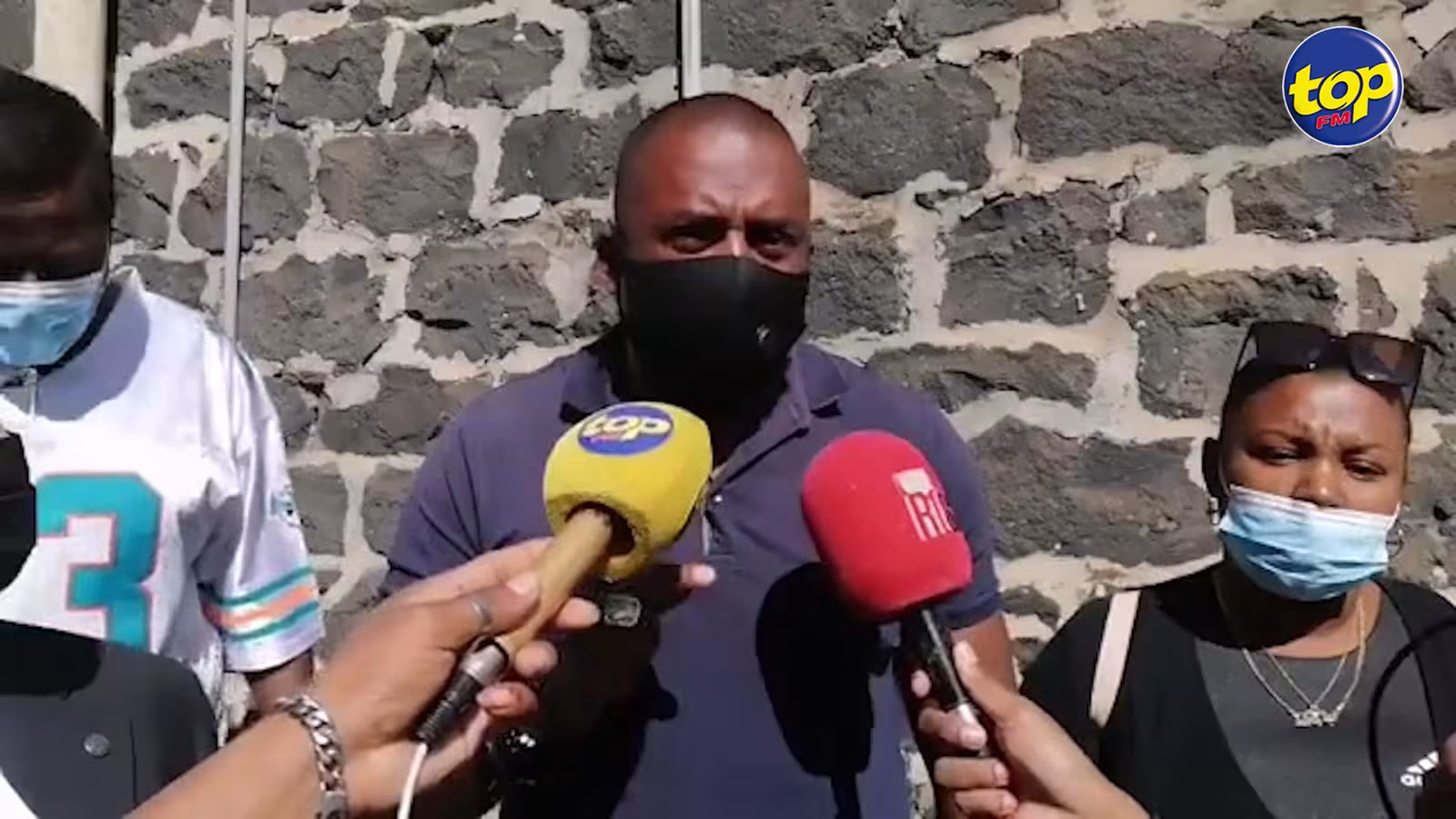 Vidéos choquantes de torture et brutalité policières alléguées : Bruneau Laurette annonce qu’il va porter plainte contre l’inspecteur Shiva Coothen