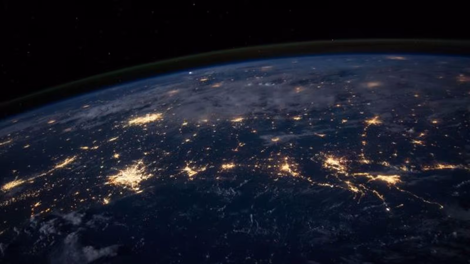 Une tempête magnétique s’approche de la Terre