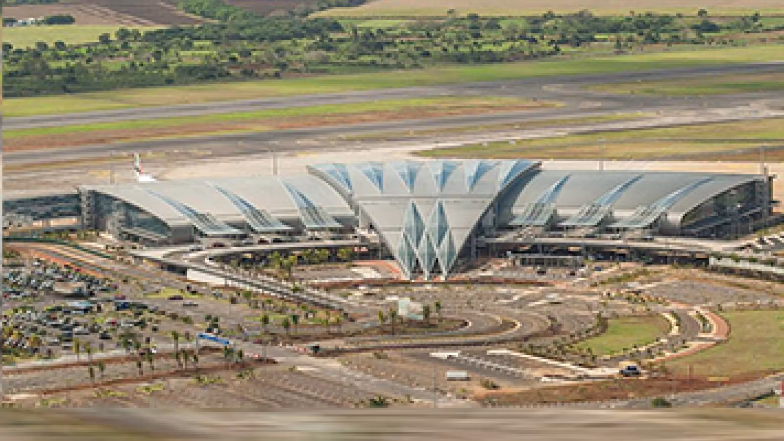 À l’aéroport SSR : Deux Thaïlandaises arrêtées avec 55 Kilos de cannabis d'une valeur de Rs 66 millions