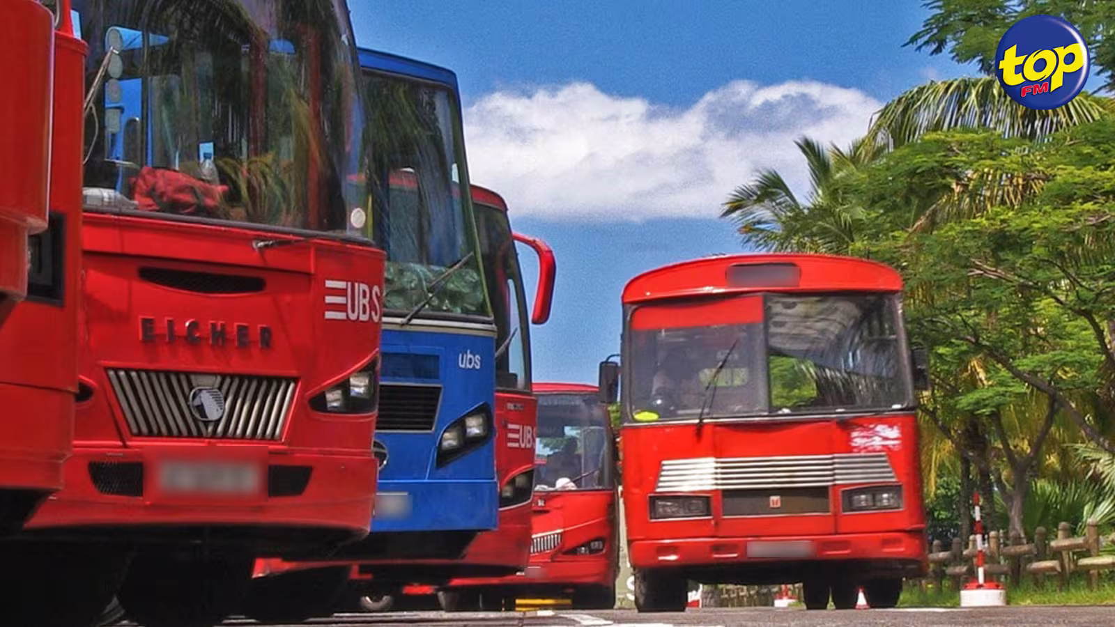 À la Place Victoria à la mi-journée : un employé de la compagnie UBS fait un malaise et doit être transporté d’urgence à l’hôpital