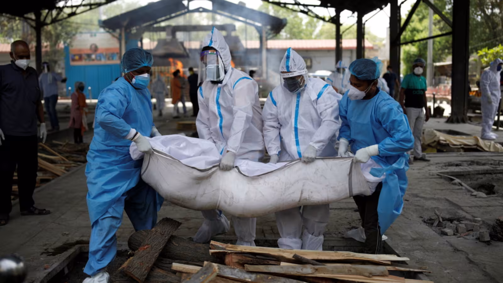 Inde : plus de 2 000 morts du Covid-19 recensés en 24 heures, un record