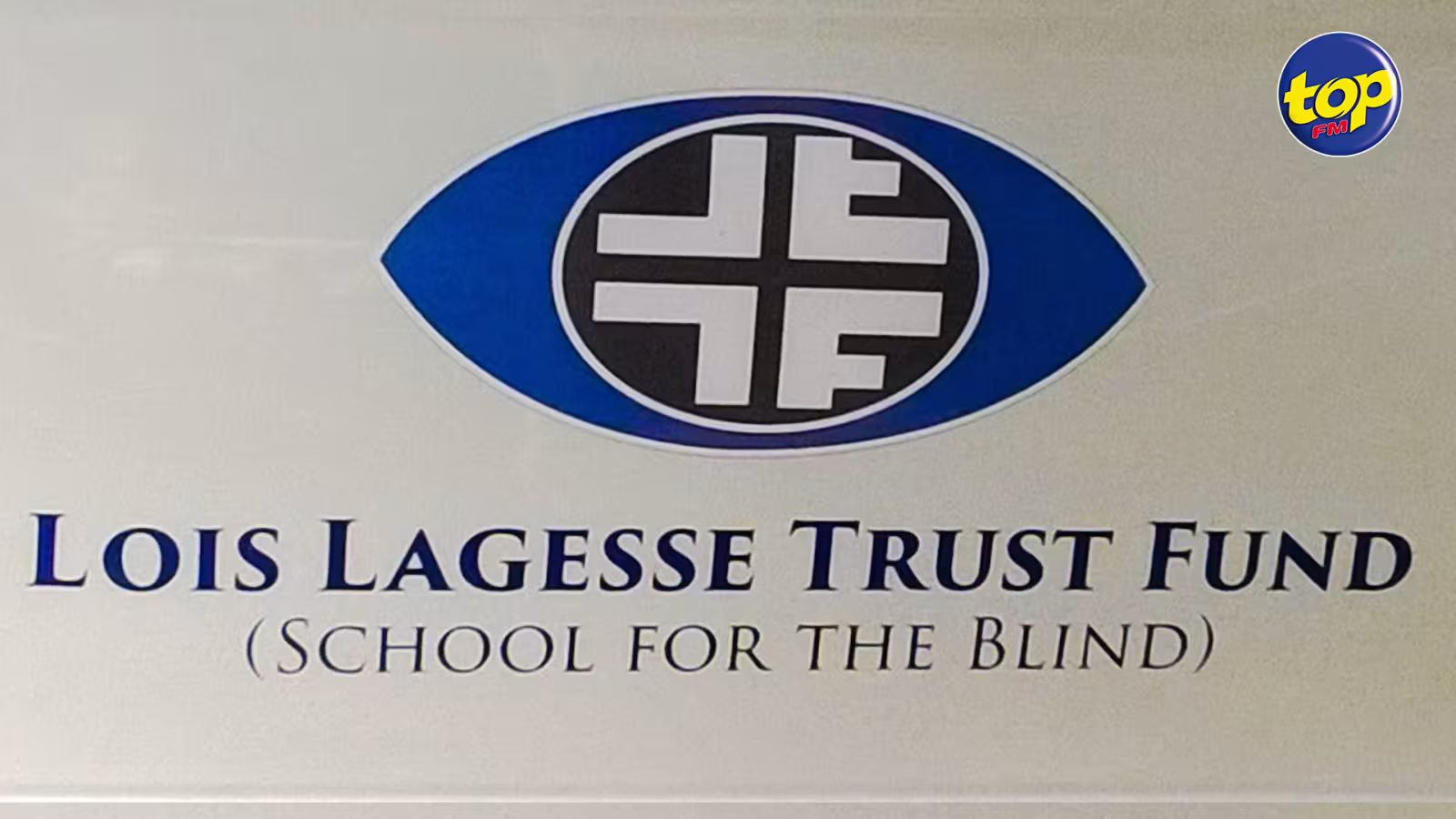Examens du PSAC : Deux non-voyantes du  Lois Lagesse Trust Fund réussissent haut la main.