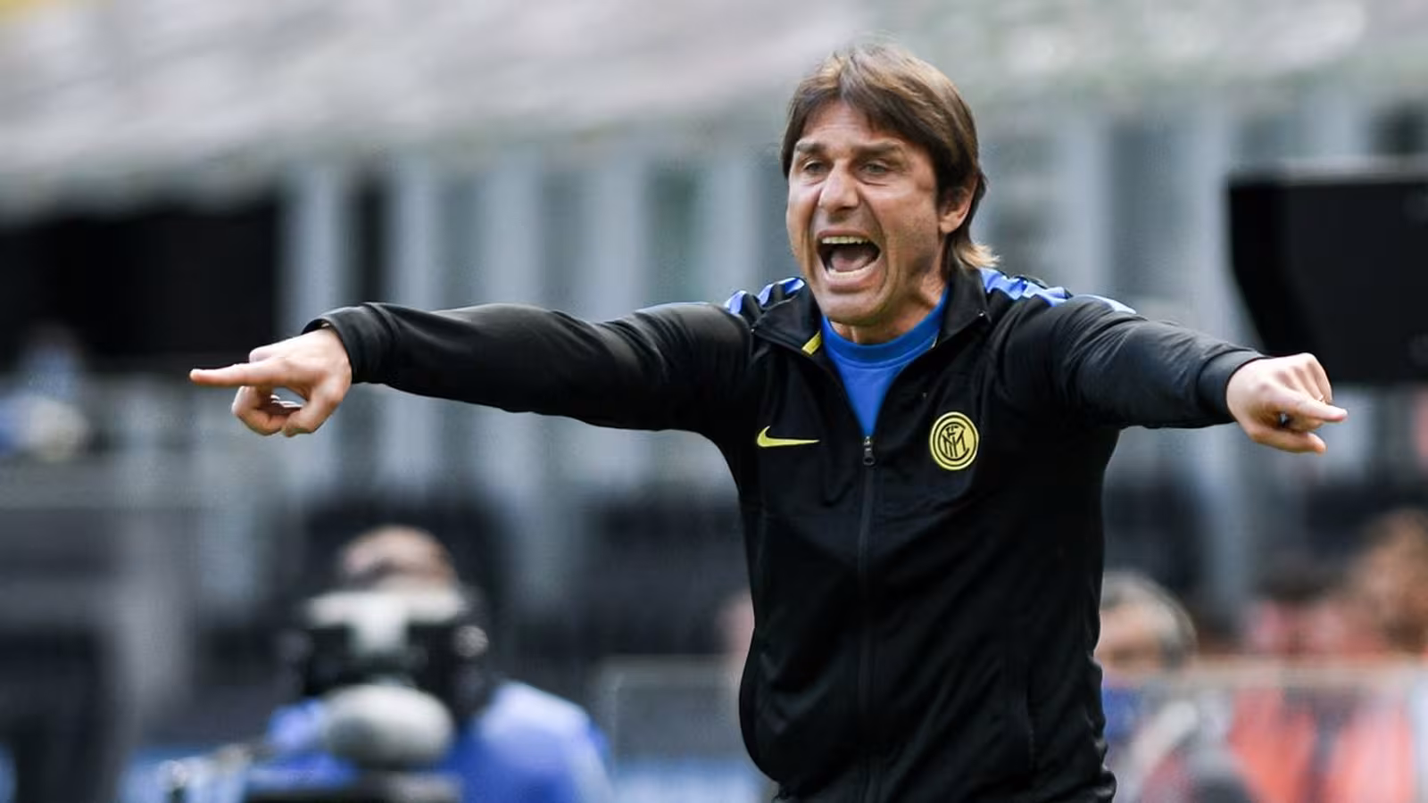 Man Utd : contact annoncé avec Conte