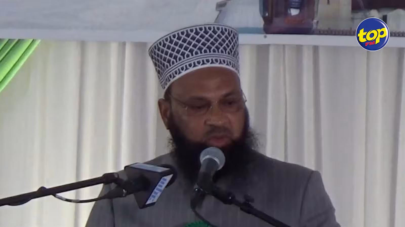 Yaum Un Nabi : « La nouvelle génération a tendance à négliger les liens familiaux », constate le maulana Fayyaz Ahmad Naimi