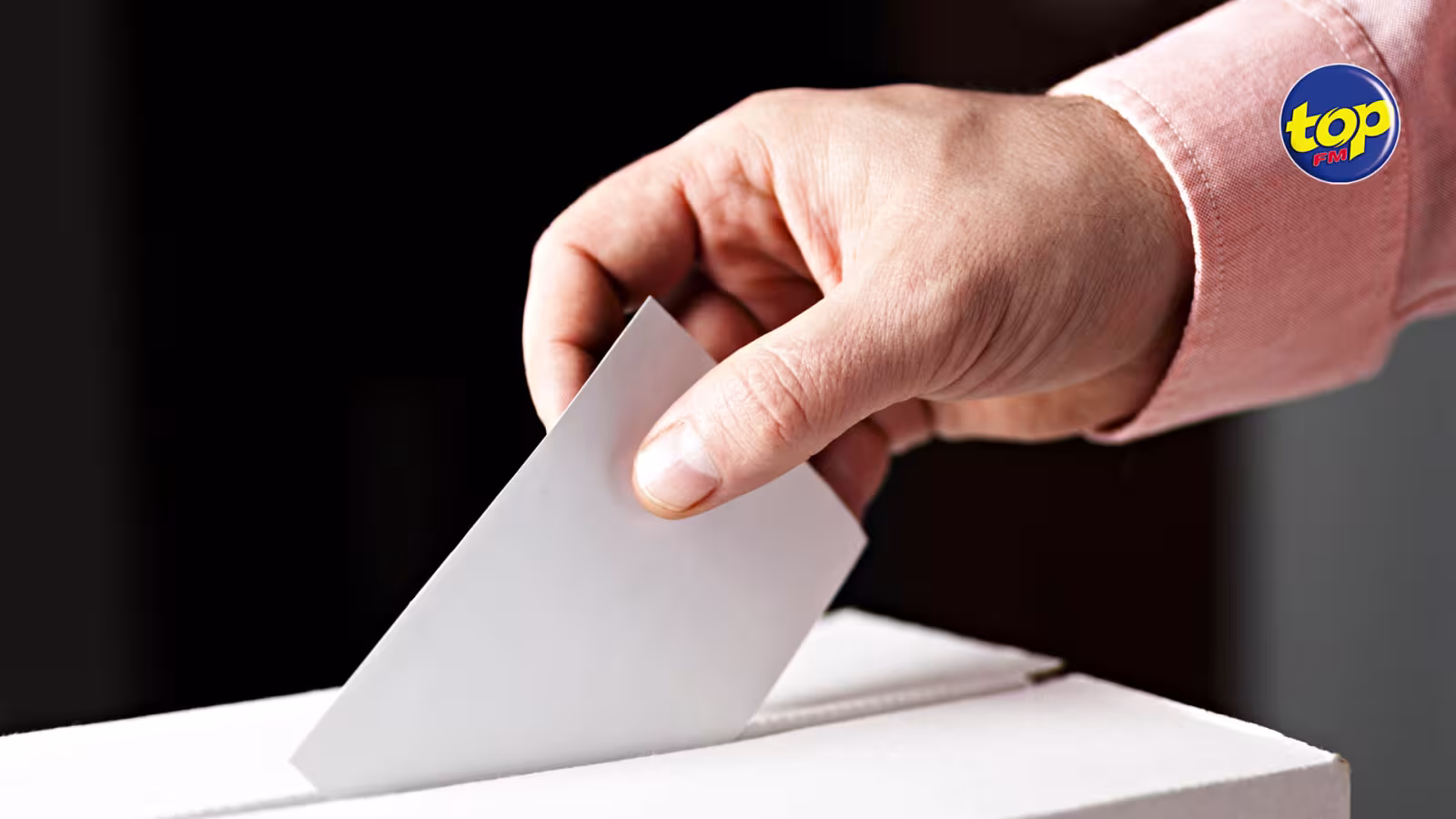 A Madagascar: 11,5 millions d’électeurs appelés aux urnes pour élire leur président de la République, 10 des 13 candidats appellent à ne pas aller voter alors que le taux de participation reste très faible à la mi-journée, soit 15% en moyenne