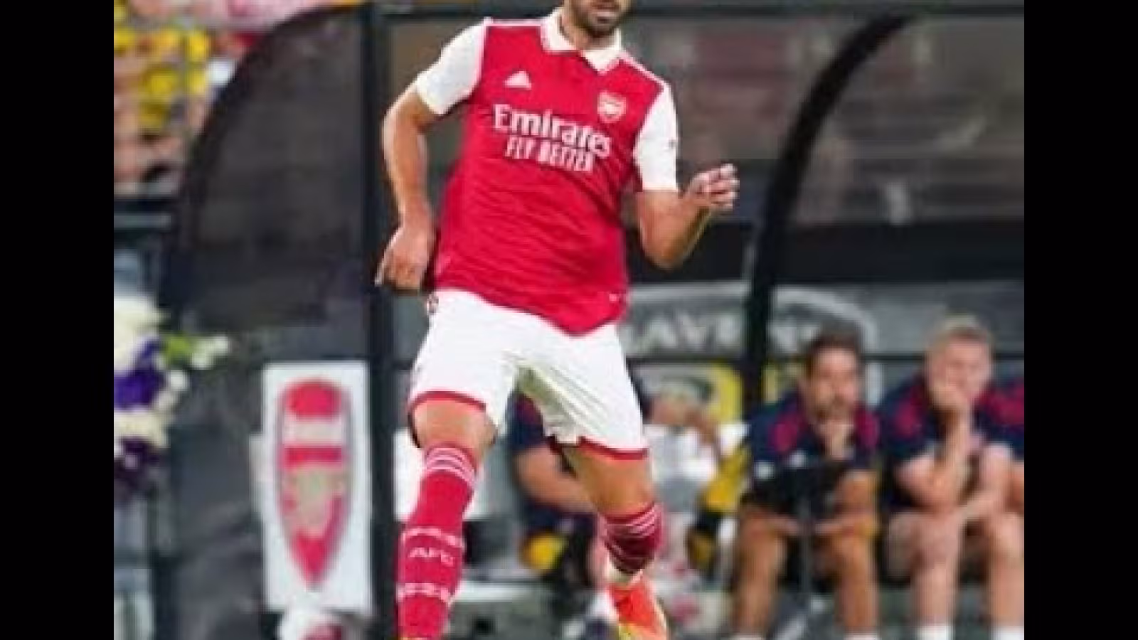 Le joueur d’Arsenal Pablo Mari poignardé dans une attaque mortelle dans un supermarché italien
