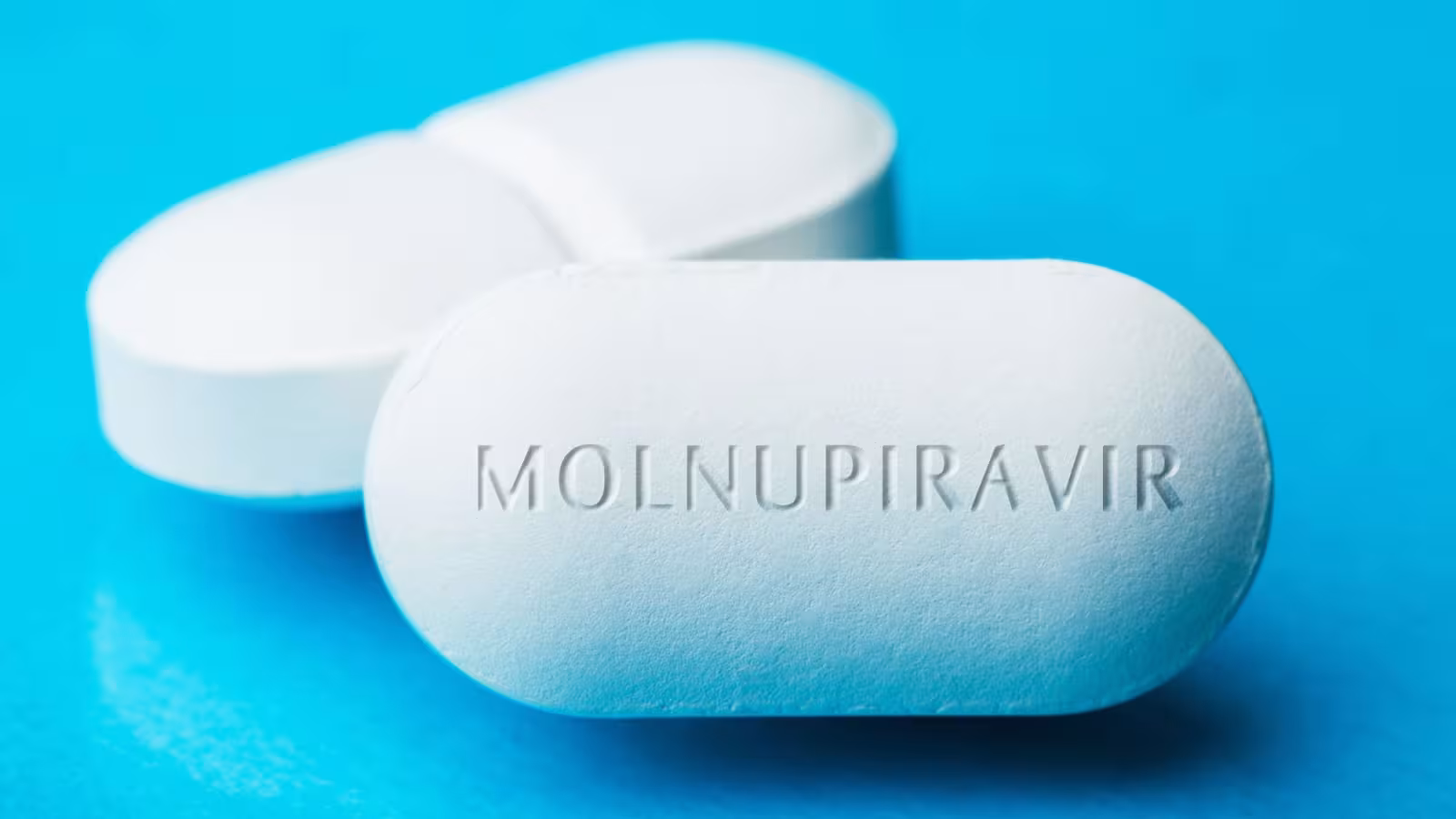 Un médicament qui bloque la transmission du Covid-19 a été identifié, assure une étude