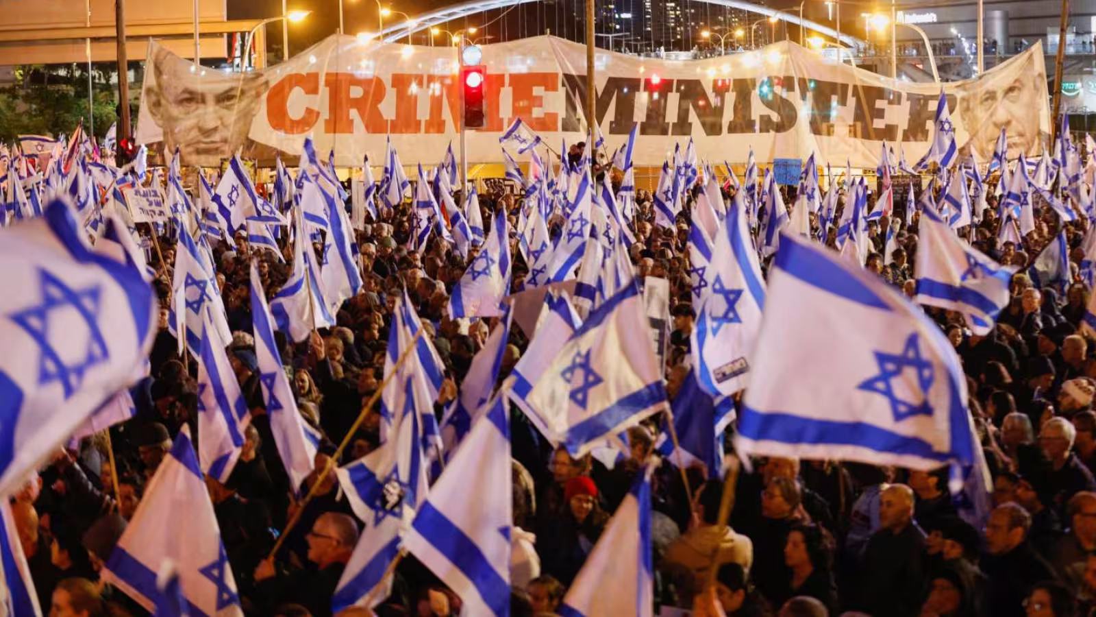 En Israël, les manifestants restent mobilisés après l’adoption d’une mesure de la réforme judiciaire