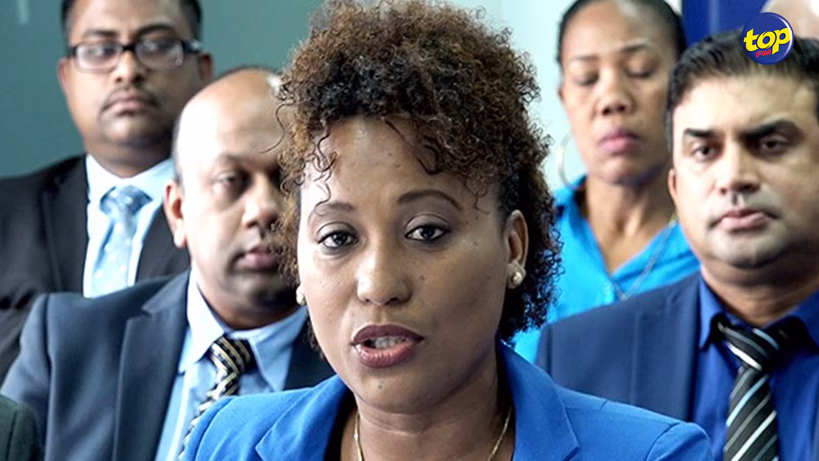 Concert annulé à Chamarel : “C’est dommage d’avoir une députée, qui est aussi chanteuse, dans cette même circonscription, mais qui ne réagit pas suite à de telles situations” s’indigne Véronique Leu-Govind