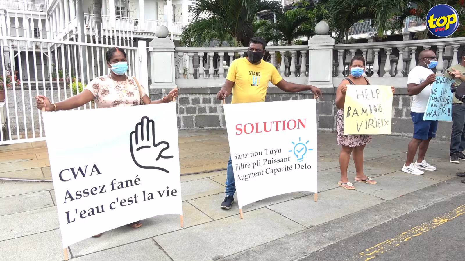 Problème d’eau à Bambous Virieux : manifestation des habitants devant la Government House ce vendredi