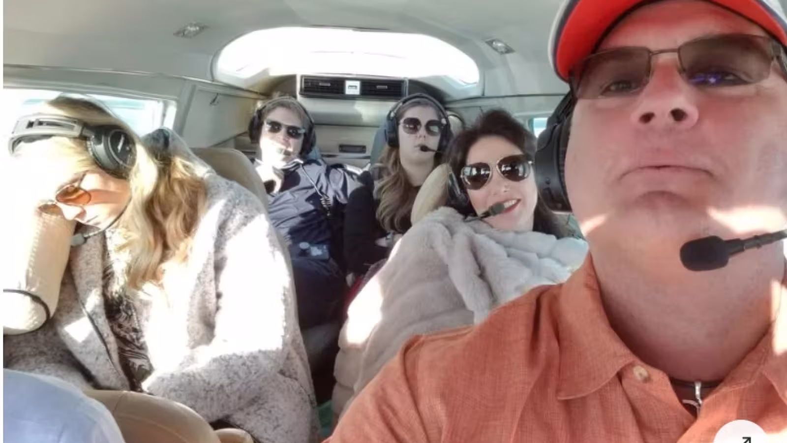 Après avoir vaincu un cancer rare, un pilote texan tente de guerir des malades