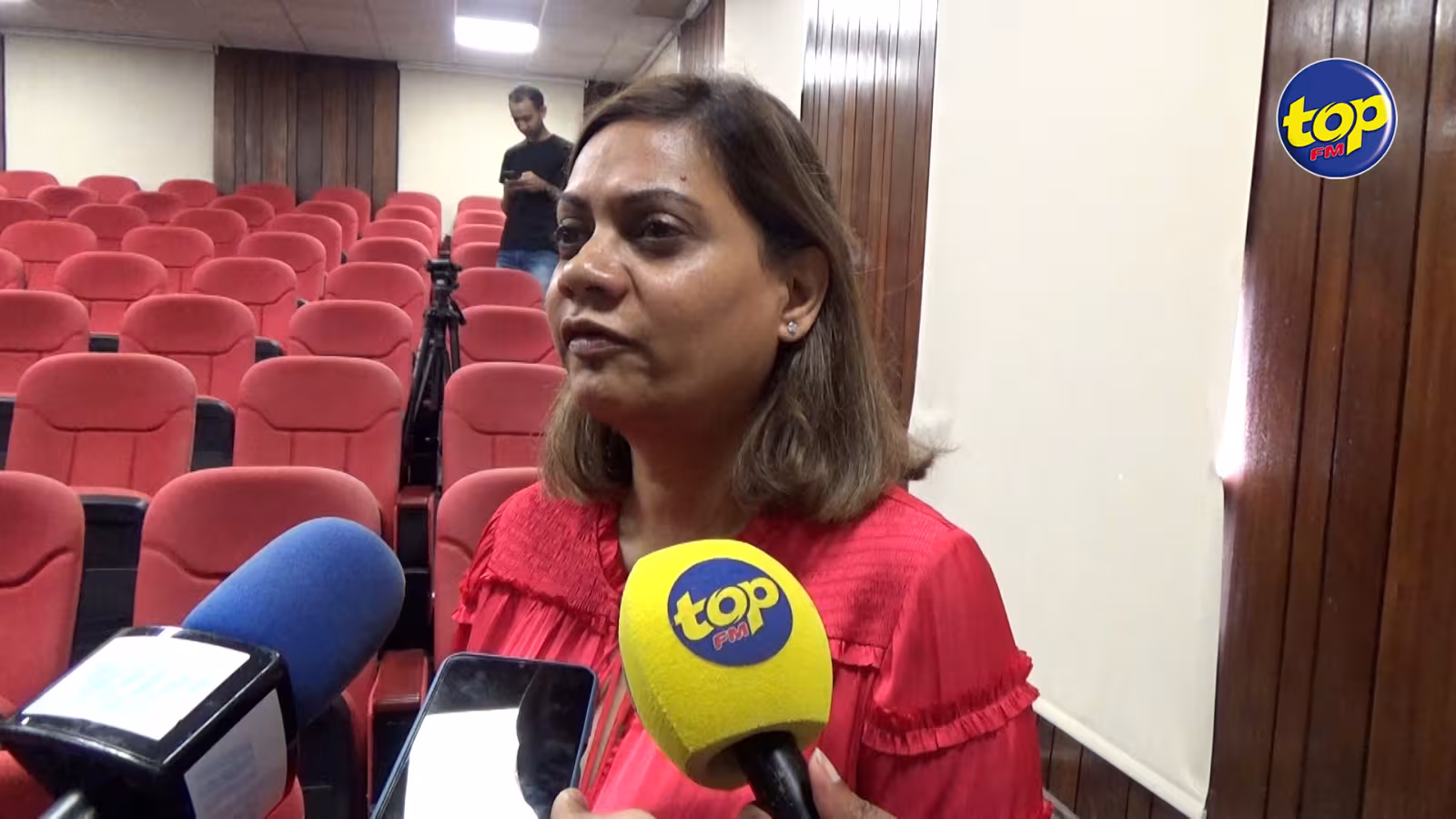 Dialogue national dans le cadre de la Journée mondiale de la liberté de la presse : « Il est important de comprendre ce qu’est la désinformation et de faire l’éducation de la masse », soutient l’Associate Professor Roukaya Kasenally