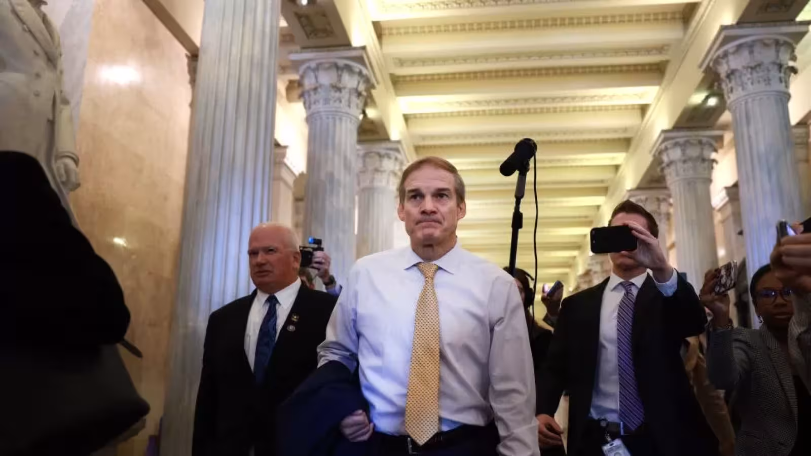 Etats Unis : course pour élire un nouveau speaker : la résistance à Jim Jordan se durcit