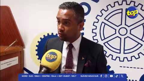 Polytechnics Mauritius multiplie les passerelles avec les collèges : un Sundowner Event pour mieux orienter les étudiants vers l’employabilité Ce vendredi 6 février, Polytechnics Mauritius a organisé un Sundowner Event avec recteurs et vice-recteurs des c