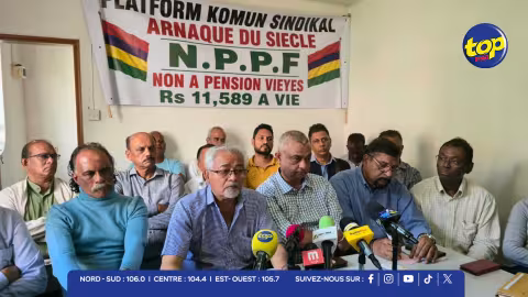 Réforme des pensions : la Platform Komin Syndikal brandit la menace d'une grève générale après la forte mobilisation de la manif 