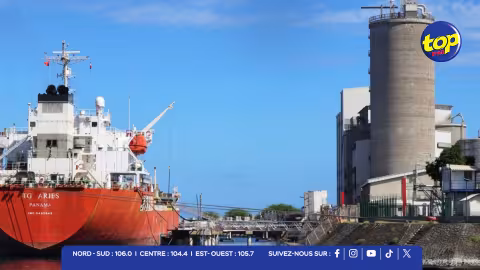 Ile de la Réunion: opération de chargement et renvoi de 11 millions de litres de sans-plomb impropres à l'utilisation
