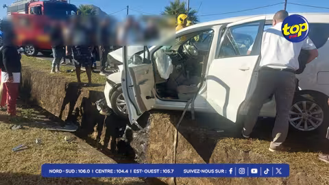 Grave accident à Flic-en-Flac : tous les membres d’une famille blessés ; de la méthadone retrouvée chez l’autre conducteur