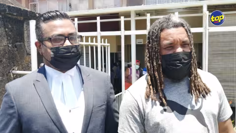 Les charges provisoires contre John Brown rayées : ‘J’espère que l’enquête se fera comme il se doit pour que les policiers fautifs soient arrêtés’ dit Rouben Mooroongapillay