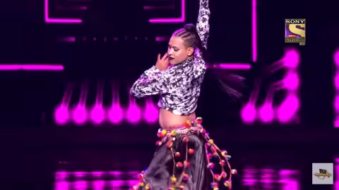 La danse du ventre Laila Main Laila exécutée par un homme
