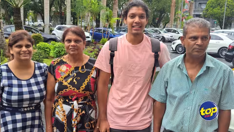 10 laureats pour le Collège Royal de Curepipe ” En 2017 ma sœur était lauréate, puis c’était mon cousin. Maintenant c’est moi,” déclare fièrement Basava Reddy