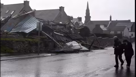 La bombe météorologique Ciaran fait un mort et plusieurs blessés
