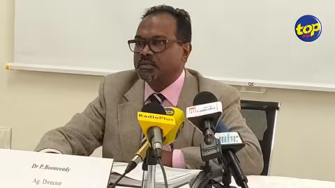 Nouveau système d’alerte cyclonique : ”Pendant le « Safety Bulletin », il ne faut pas circuler sur l’île” souligne le Dr Prithiviraj Booneeady, directeur par intérim de la station météo de Vacoas
