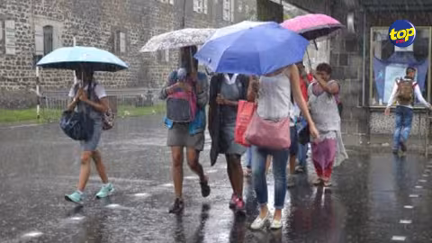 Suite à l’émission de l’avis de fortes pluies : les parents qui veulent récupérer leurs enfants à l’école peuvent le faire